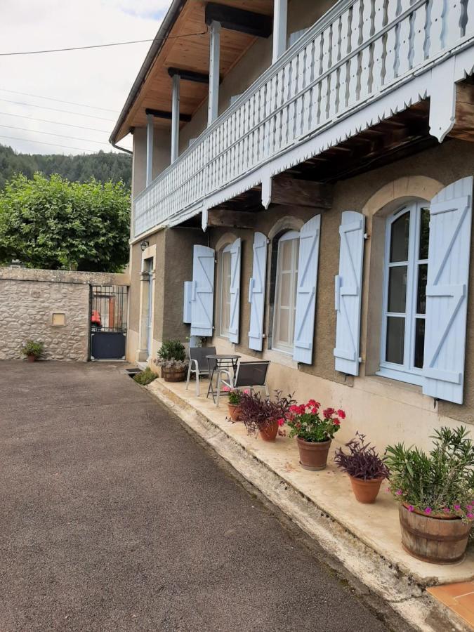 Bel appartement rénové dans maison bigourdane Pouzac Extérieur photo